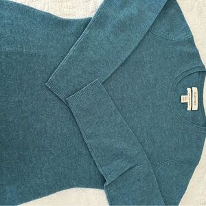 Ellen Tracy Teal Crew Neck Sweater